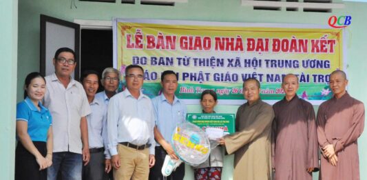 Thăng Bình: Bàn giao nhà Đại đoàn kết cho các hộ dân ở xã Bình Trung