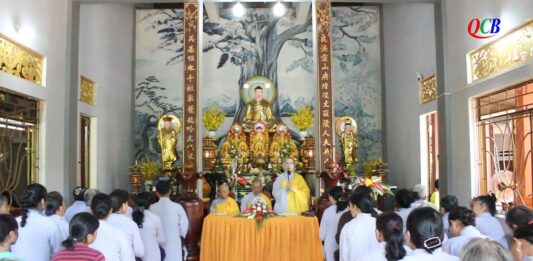 Video QCB: Núi Thành – Lễ Vu lan Báo hiếu, cài hoa hồng PL.2568 tại chùa Lương Mỹ