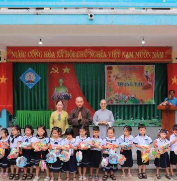 Phú Ninh: Chùa Trà Sơn tổ chức trung thu và trao học bổng khuyến học năm 2024